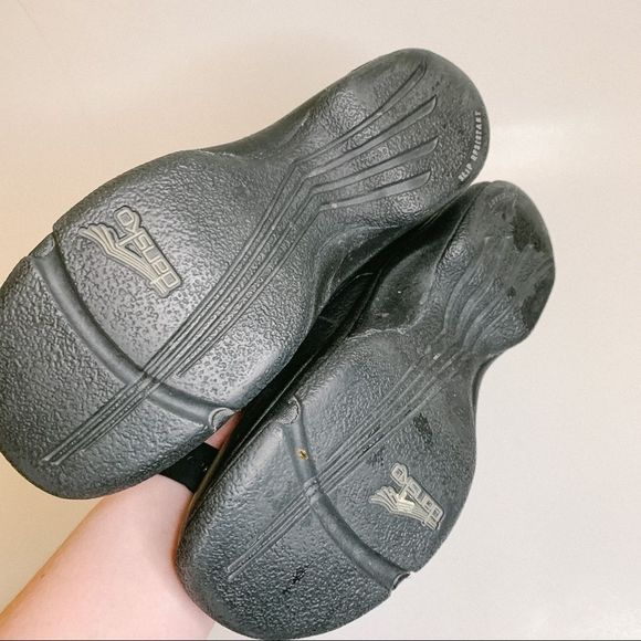 Dansko Leather Slip Resistant Work Shoes 37 - Picture 2 of 5